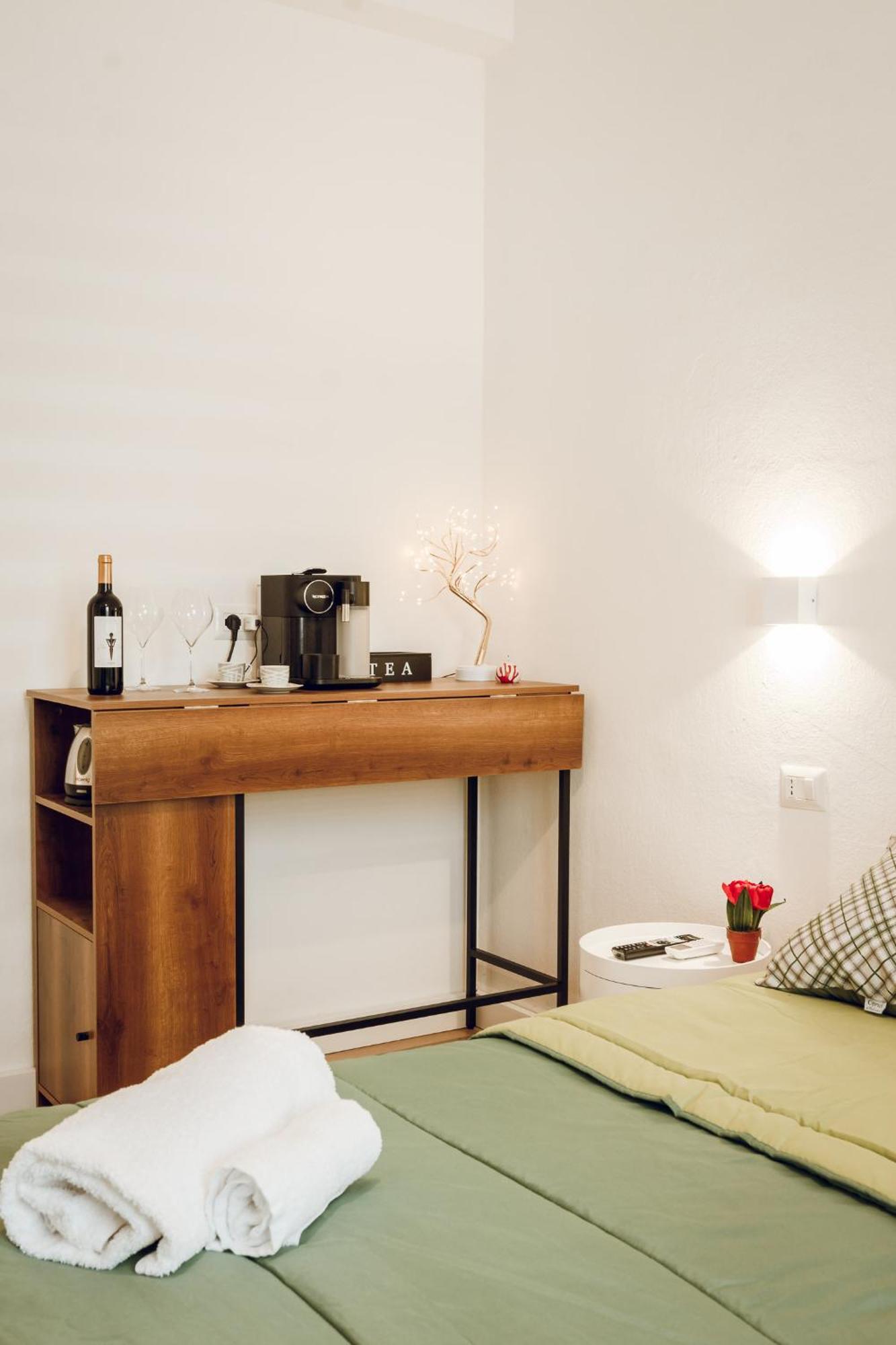 ألغيرو Suites Deluxe Front Sea, Domus Lumeras المظهر الخارجي الصورة