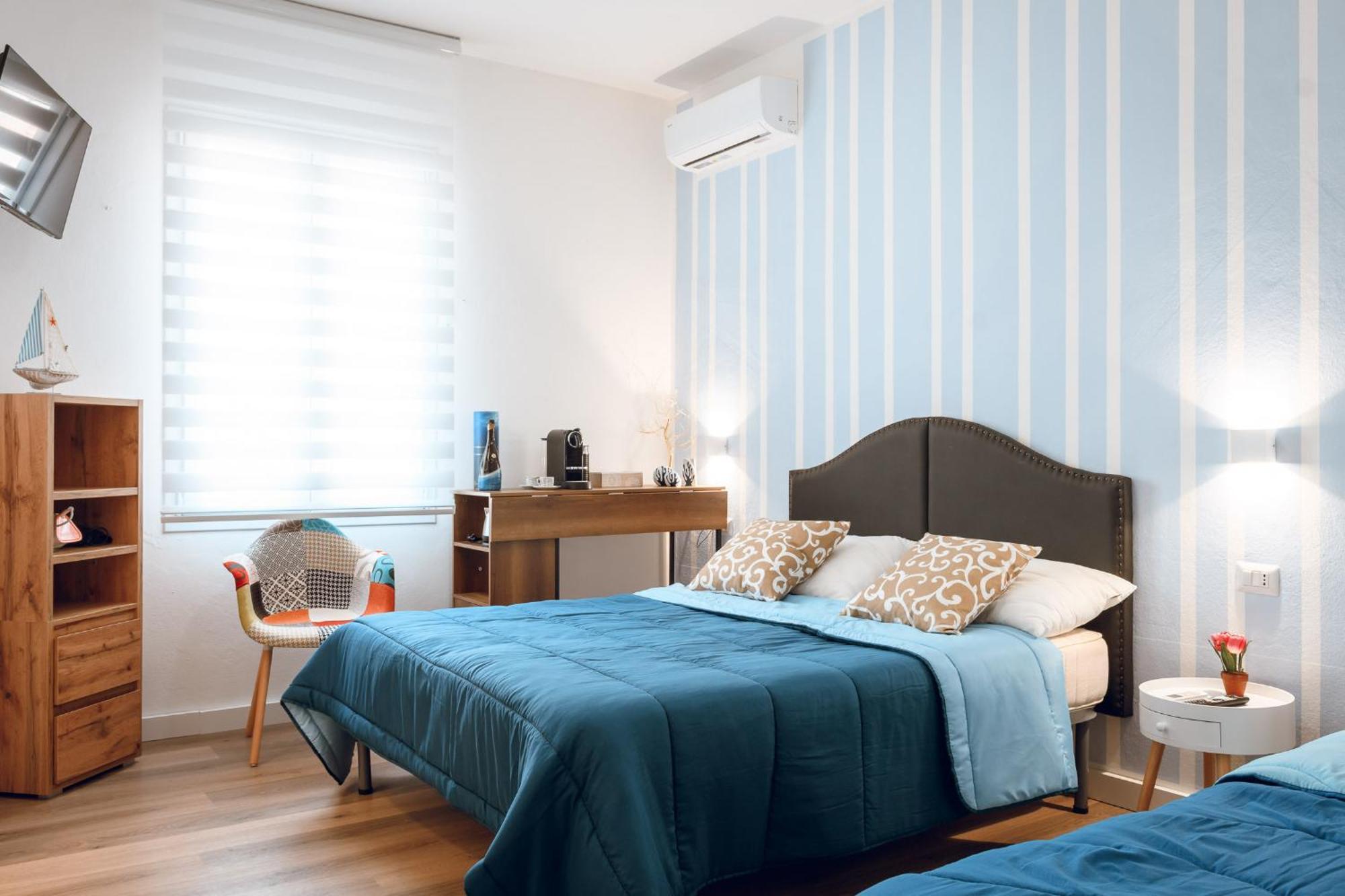 ألغيرو Suites Deluxe Front Sea, Domus Lumeras المظهر الخارجي الصورة